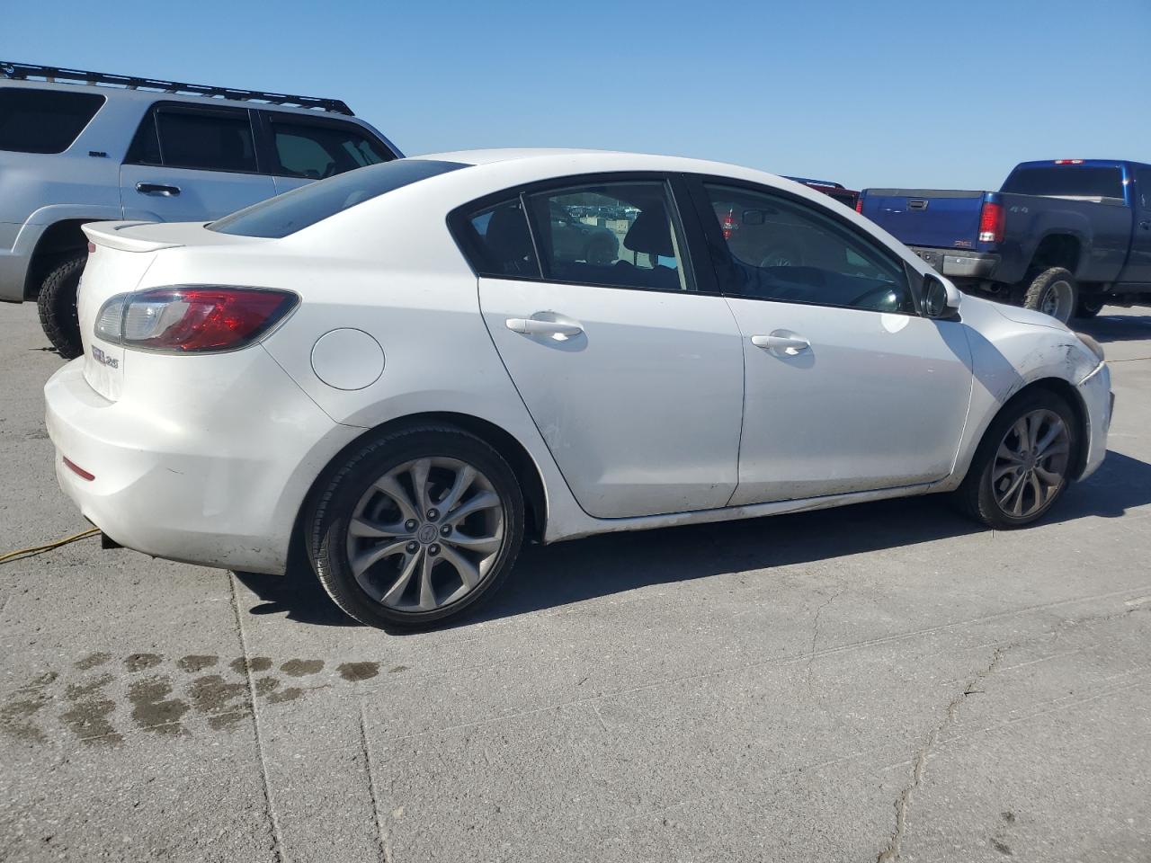MAZDA 3 S
