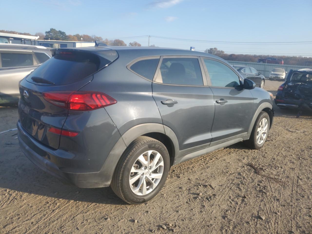 HYUNDAI TUCSON SE