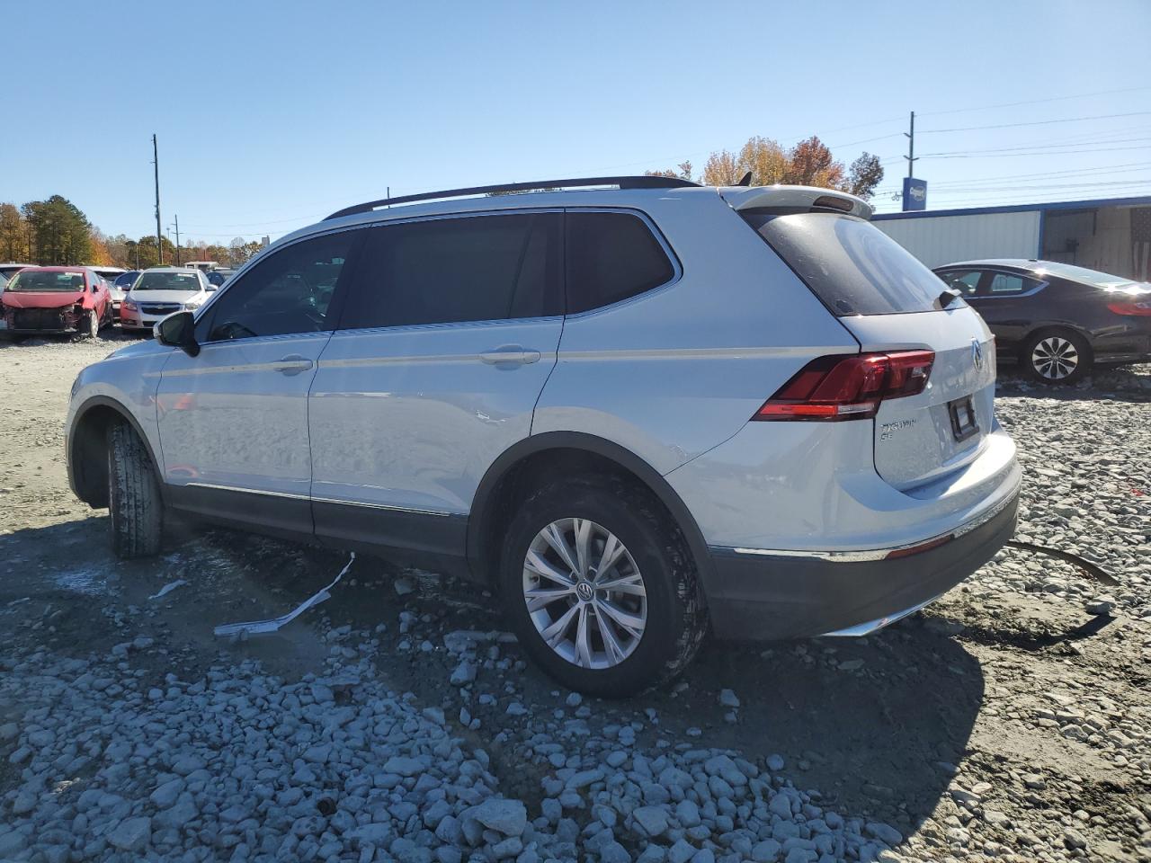 VOLKSWAGEN TIGUAN SE