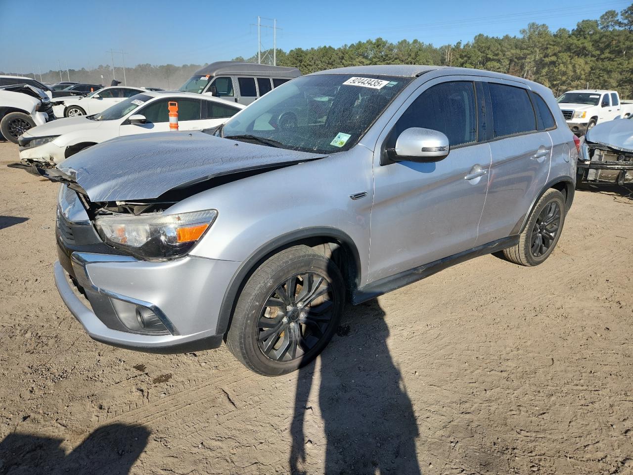 MITSUBISHI OUTLANDER ES