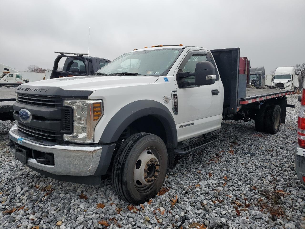 FORD F-550 SUPER DUTY