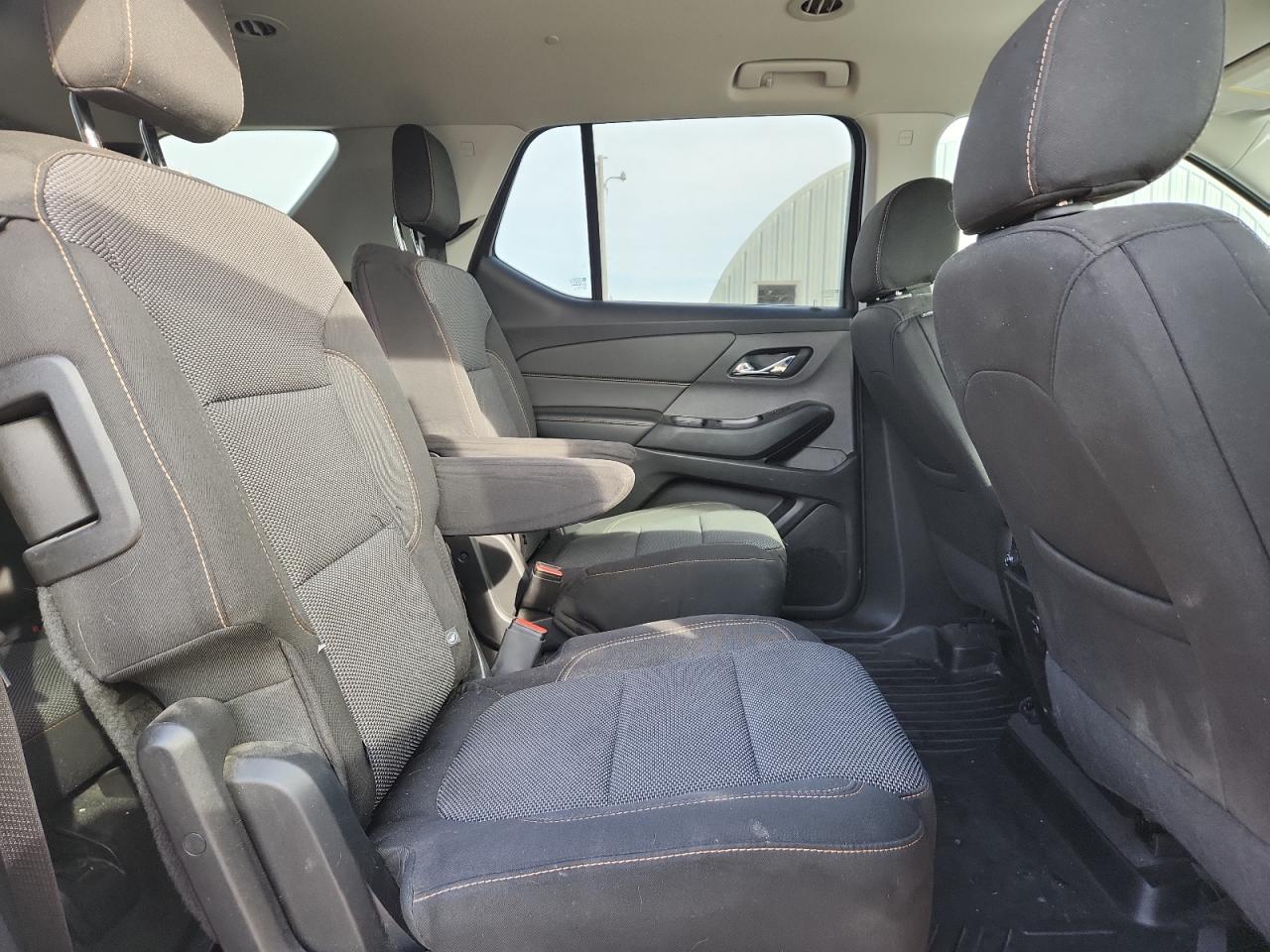 CHEVROLET TRAVERSE LT