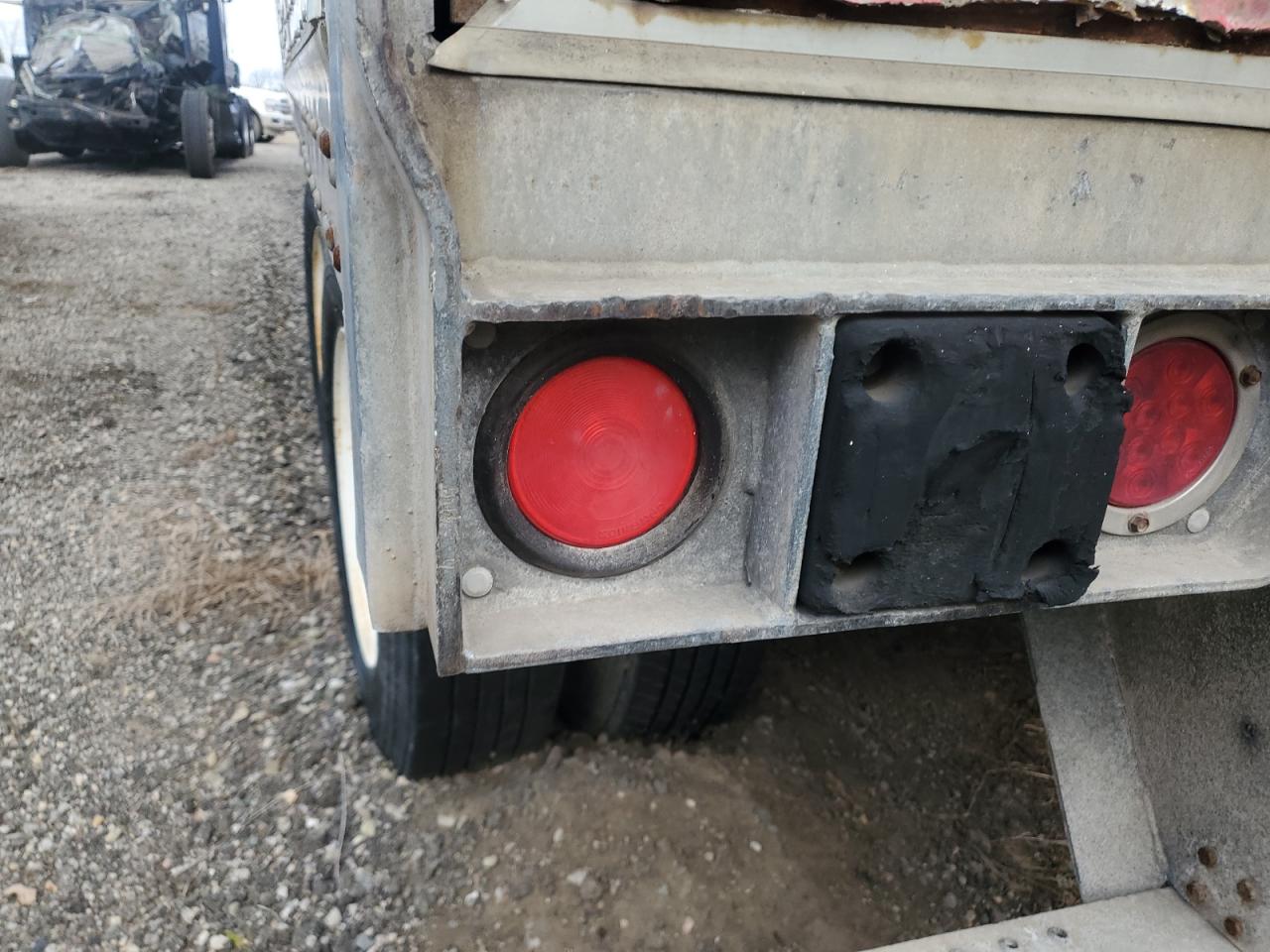 Lot #3291263003 2012 VANGUARD UNKNOWN