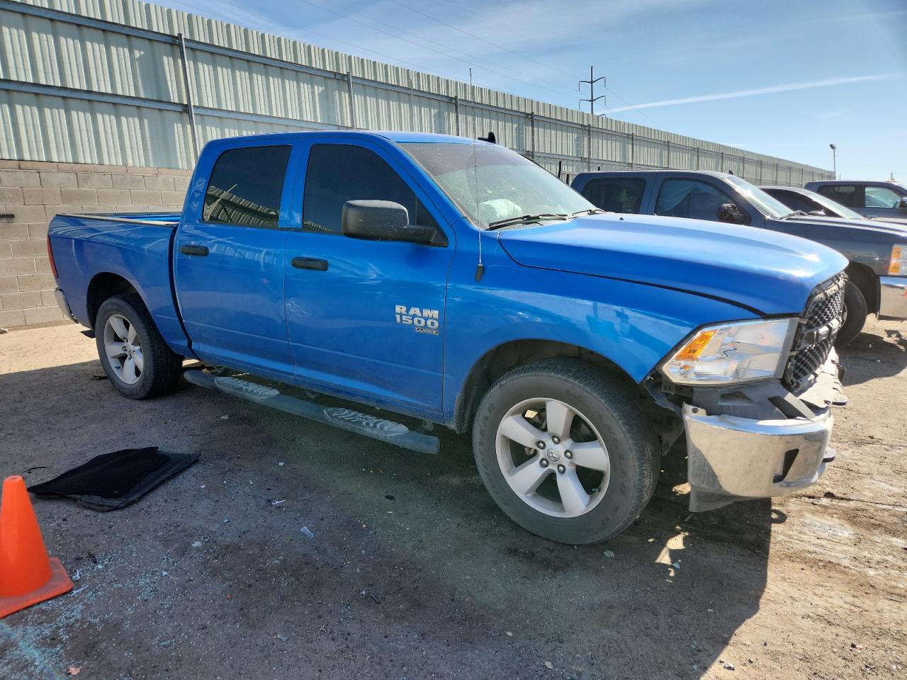 RAM 1500 TRADESMAN