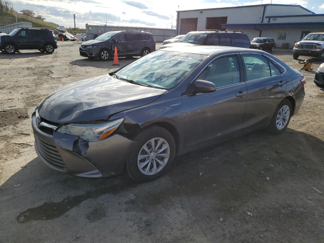 Lot #3298140167 2015 TOYOTA CAMRY HYBR