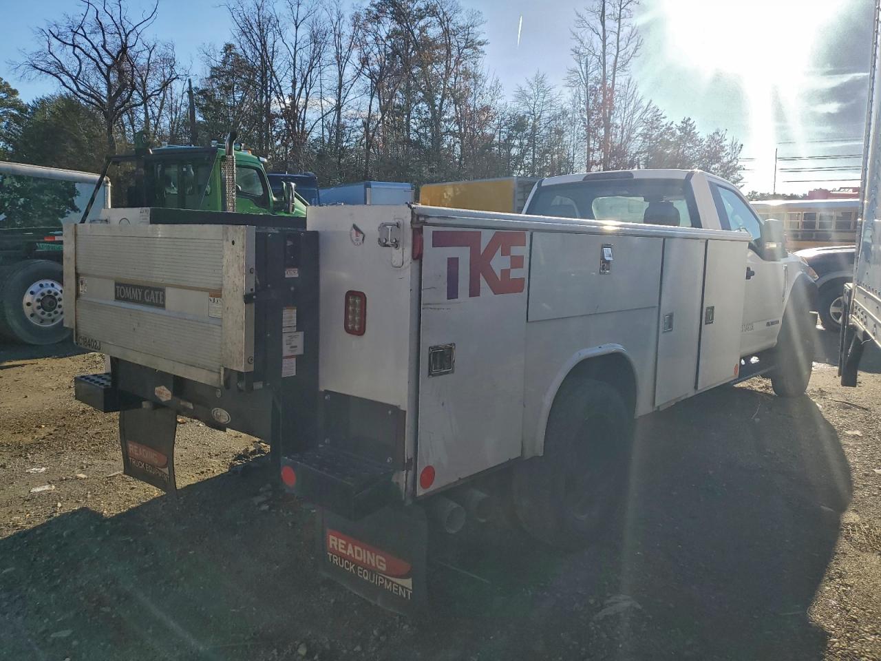 FORD F-450 SUPER DUTY