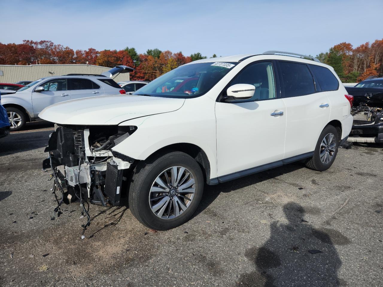 NISSAN PATHFINDER SV