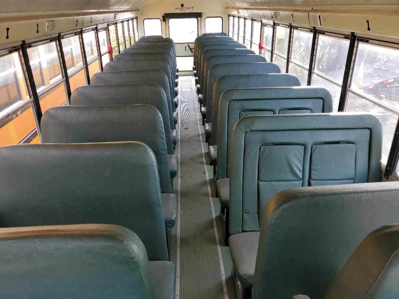 Lot #3280398321 2014 IC CORPORATION 3000