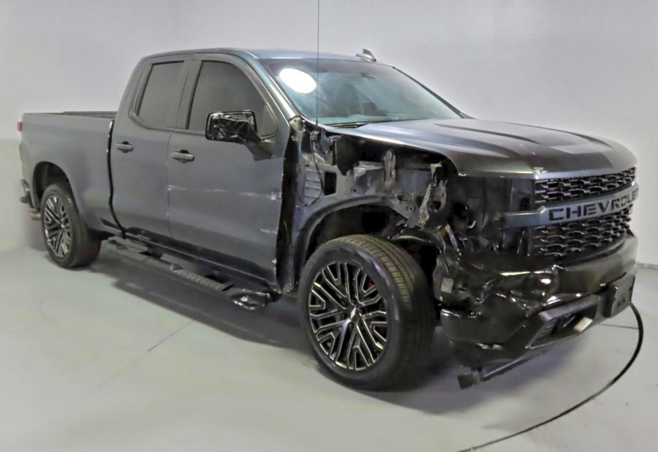 CHEVROLET SILVERADO C1500 CUSTOM