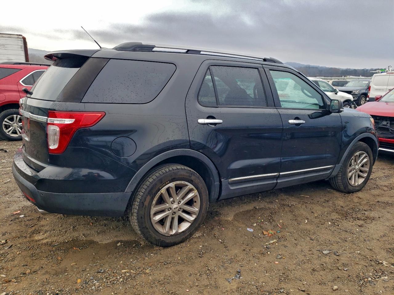 FORD EXPLORER XLT