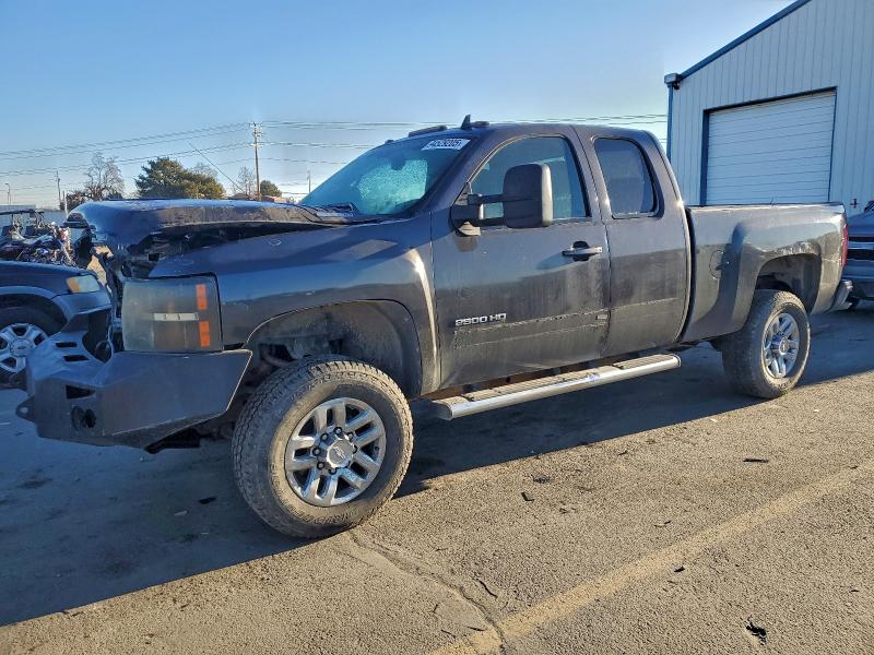 2011 CHEVROLET SILVERADO #3303765422