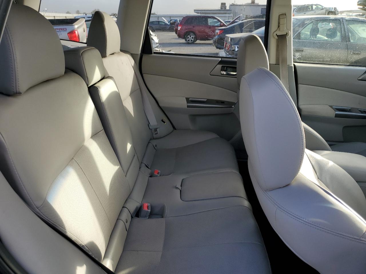 SUBARU FORESTER TOURING