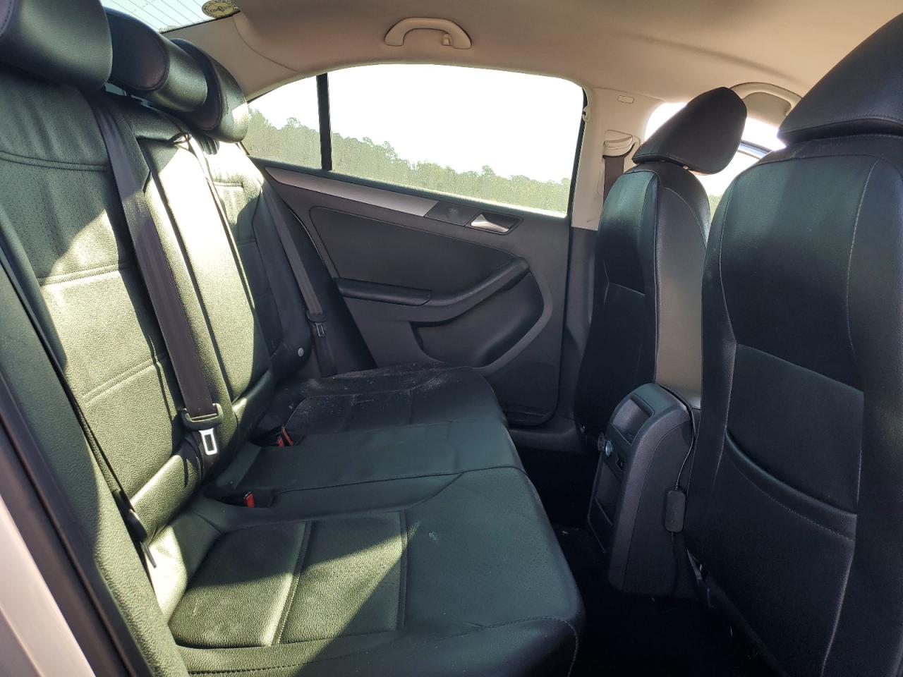 VOLKSWAGEN JETTA TDI