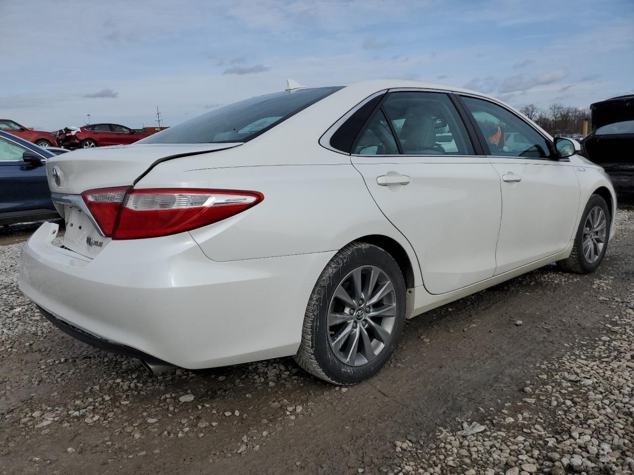 TOYOTA CAMRY HYBRID