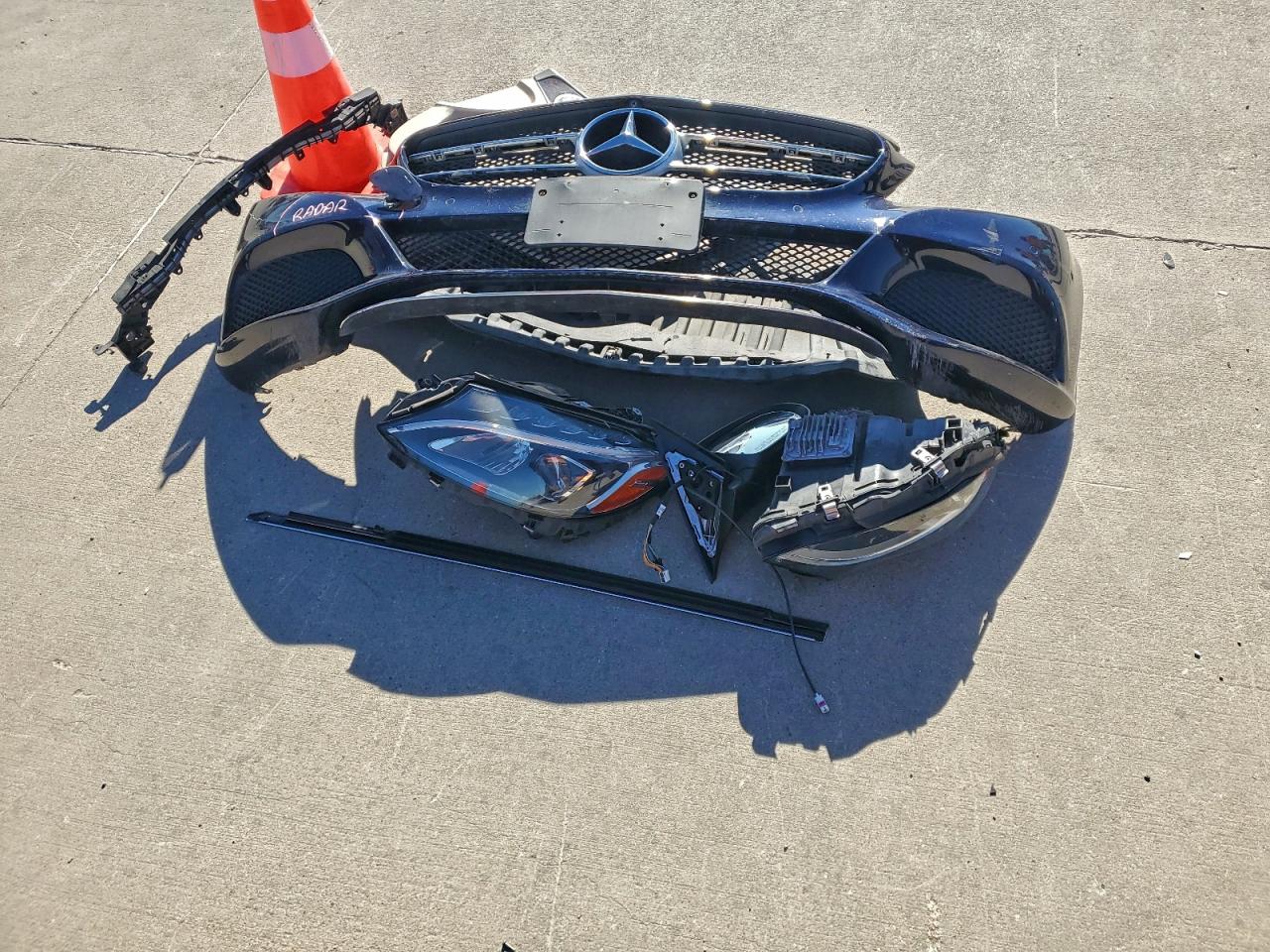 MERCEDES-BENZ C-CLASS 300