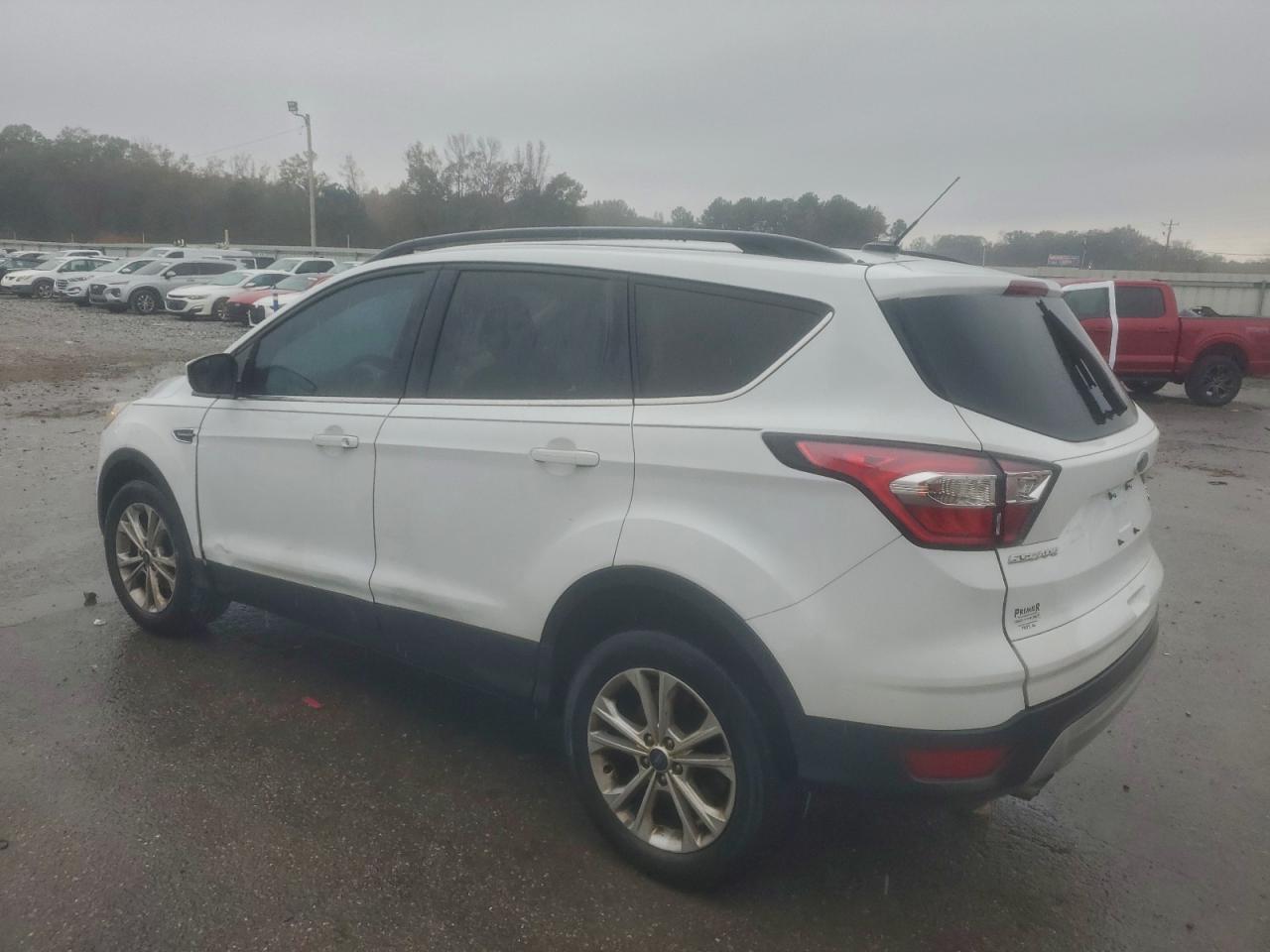 FORD ESCAPE SE