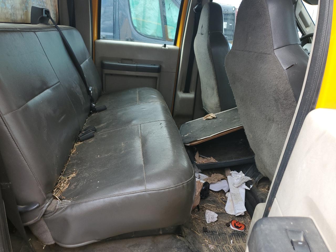 FORD F-350 SUPER DUTY