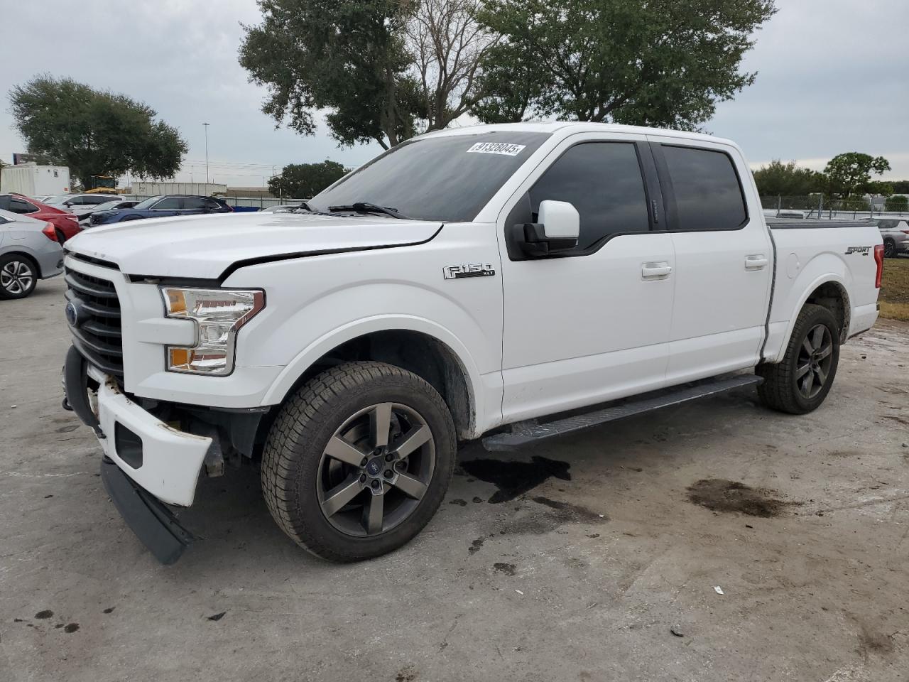 FORD F-150 SUPERCREW