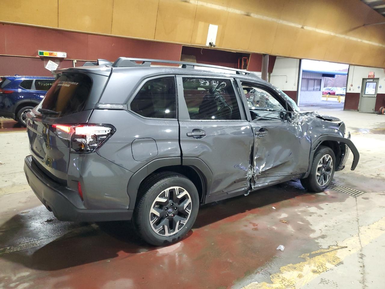 SUBARU FORESTER PREMIUM