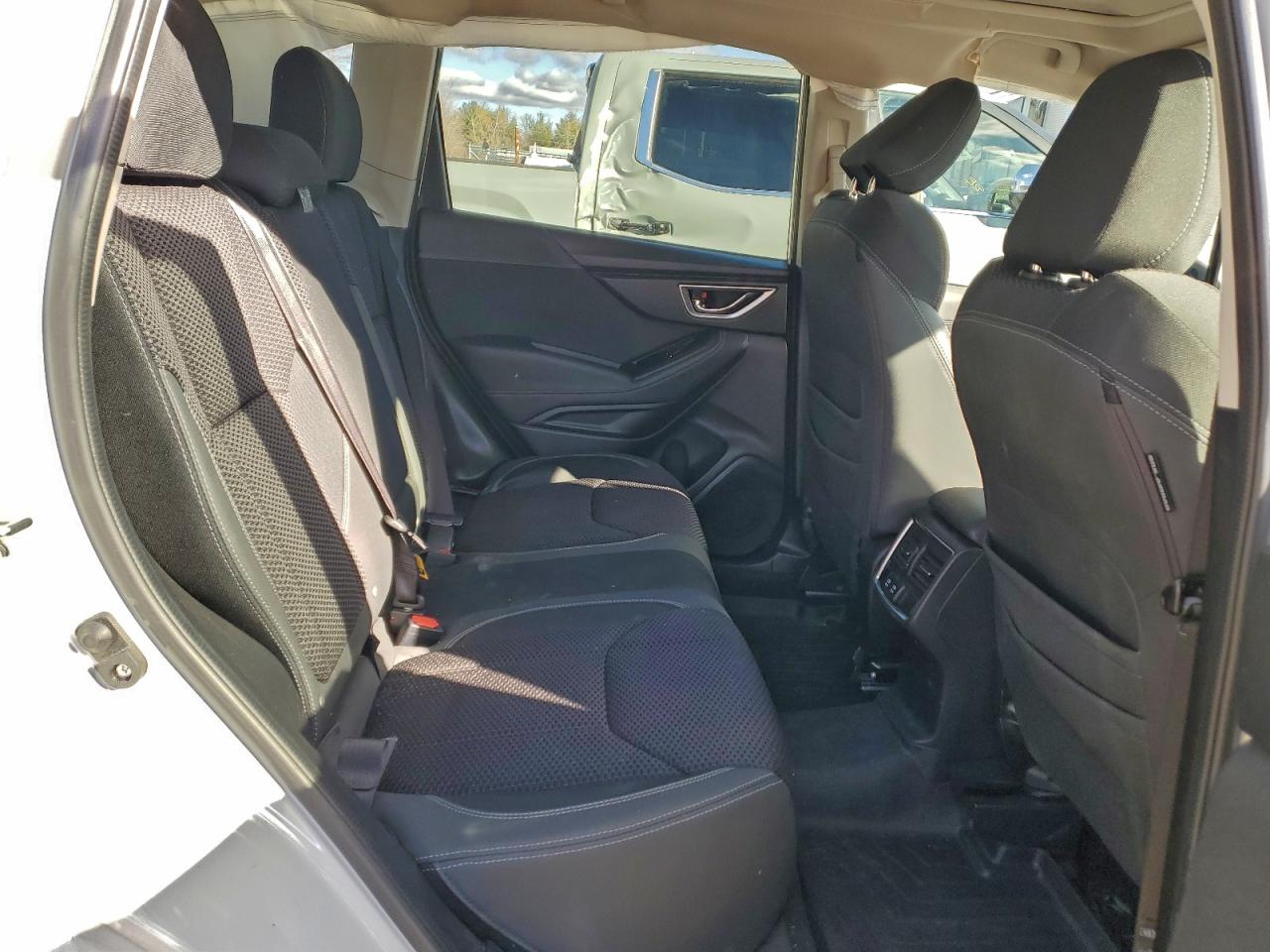 SUBARU FORESTER PREMIUM