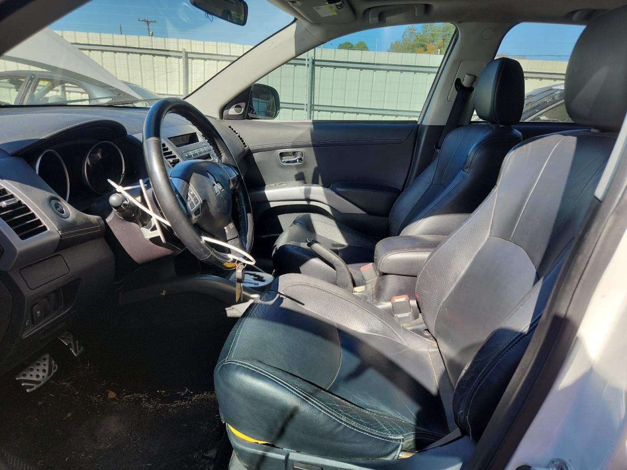 MITSUBISHI OUTLANDER XLS