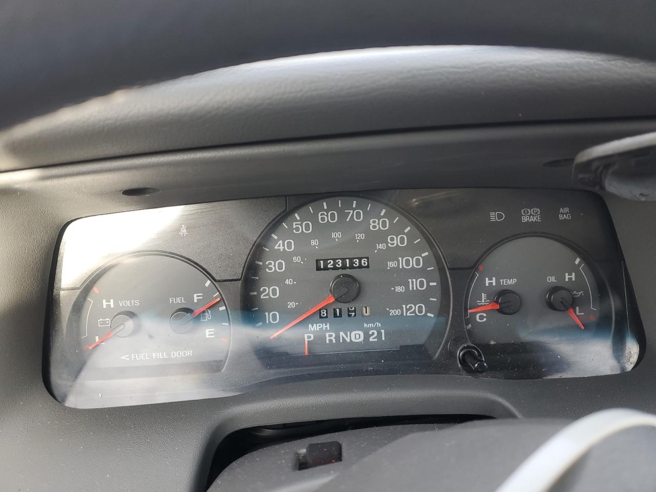 Lot #3318871021 2005 MERCURY GRAND MARQ