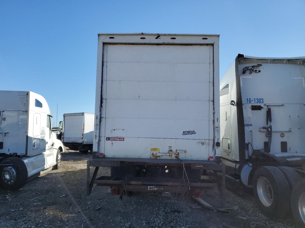 Lot #3290044262 2015 INTERNATIONAL 4000 4300