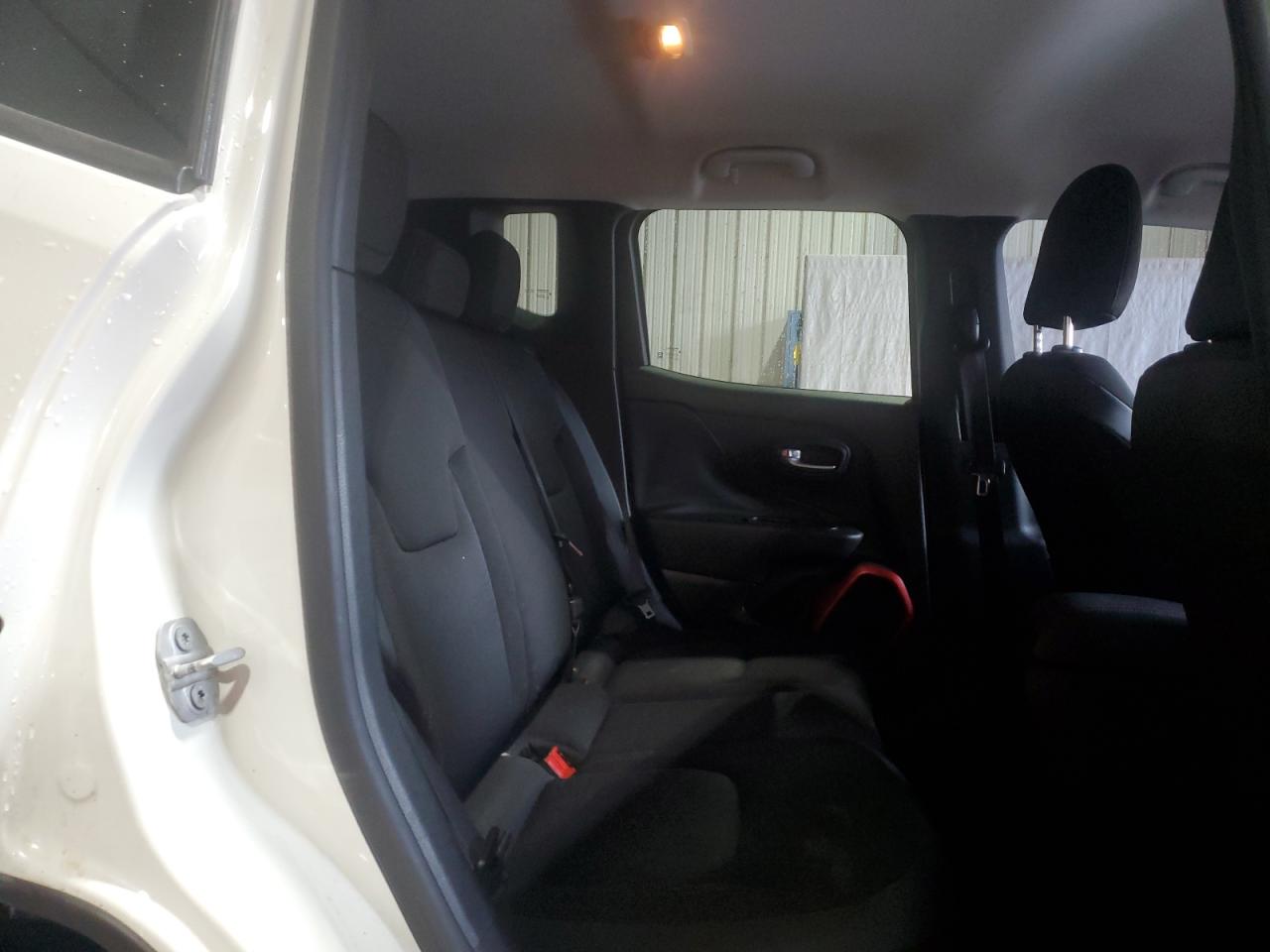 JEEP RENEGADE TRAILHAWK