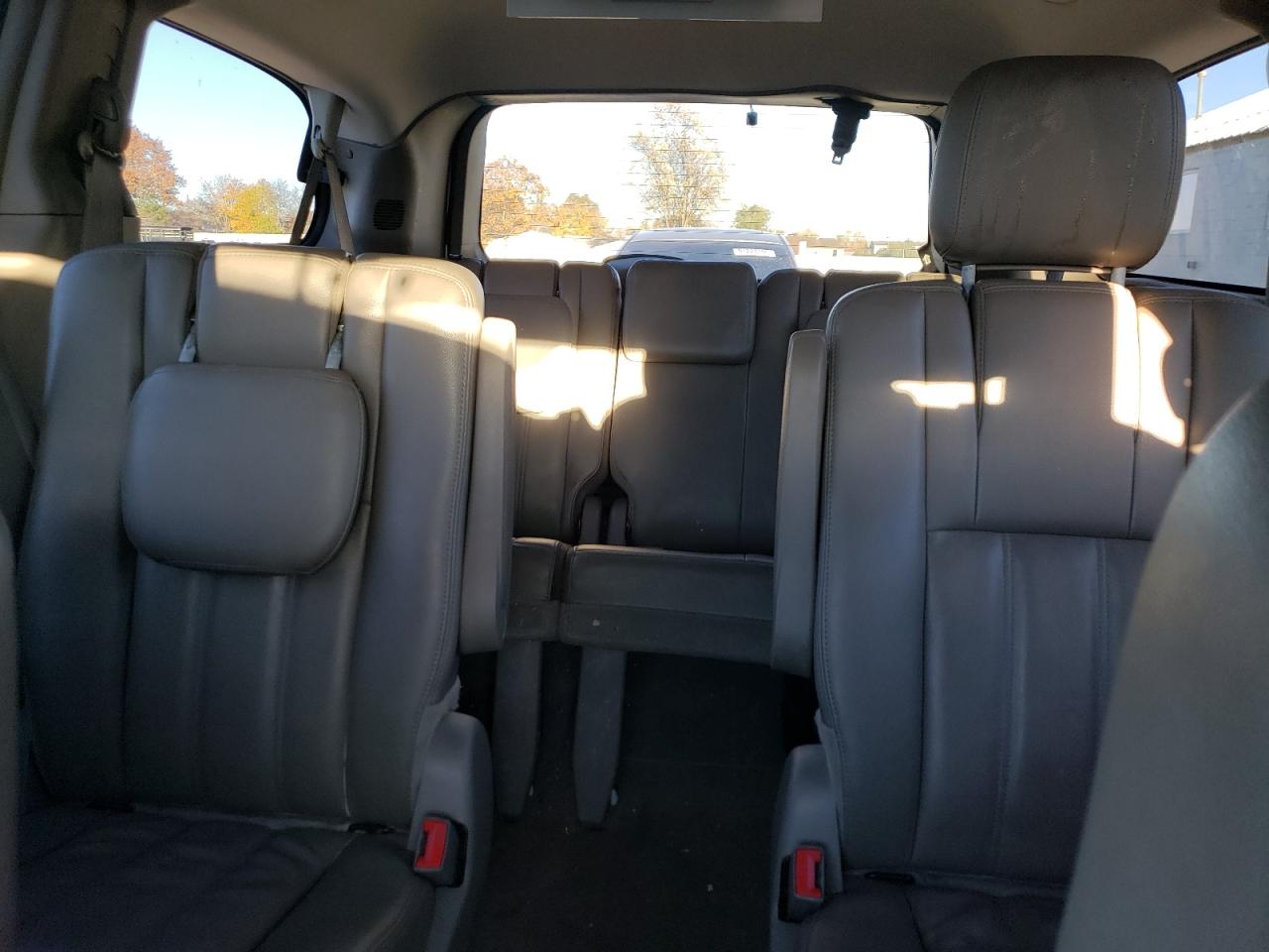 CHRYSLER TOWN & COUNTRY TOURING