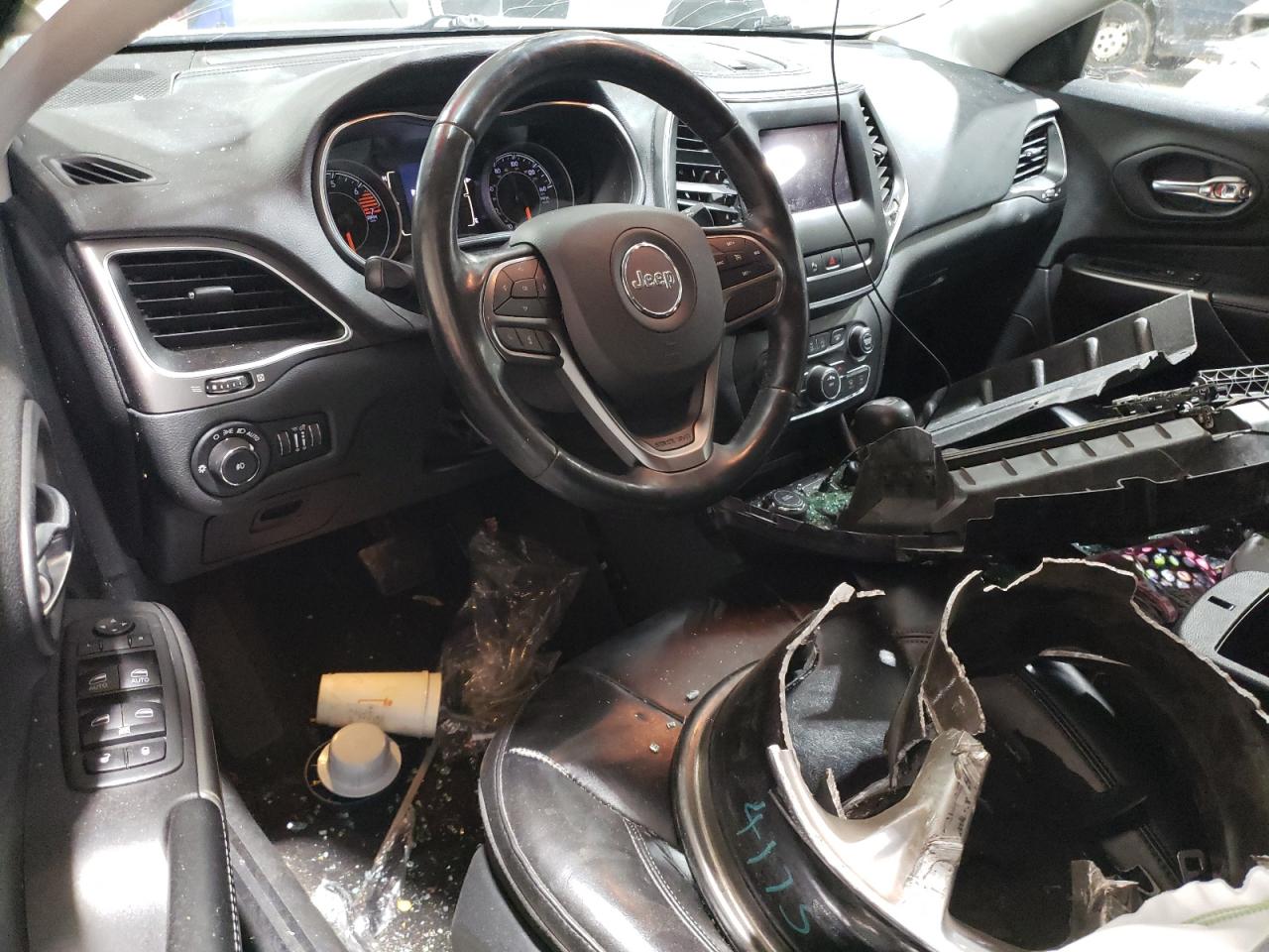 JEEP GRAND CHEROKEE LATITUDE PLUS