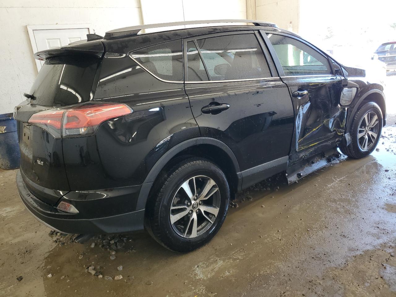 TOYOTA RAV4 ADVENTURE