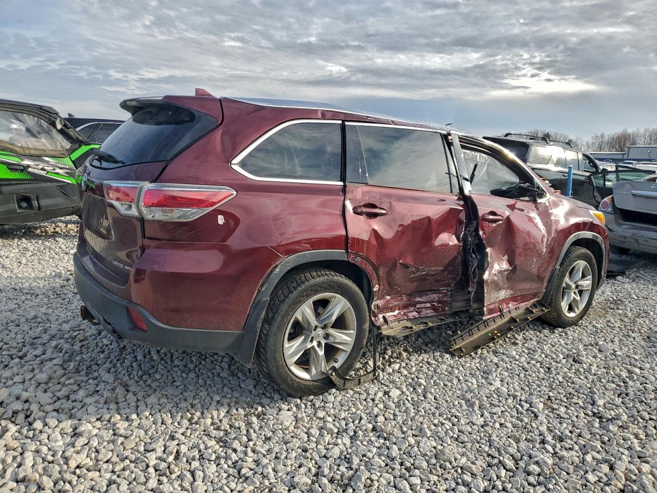 TOYOTA HIGHLANDER LIMITED