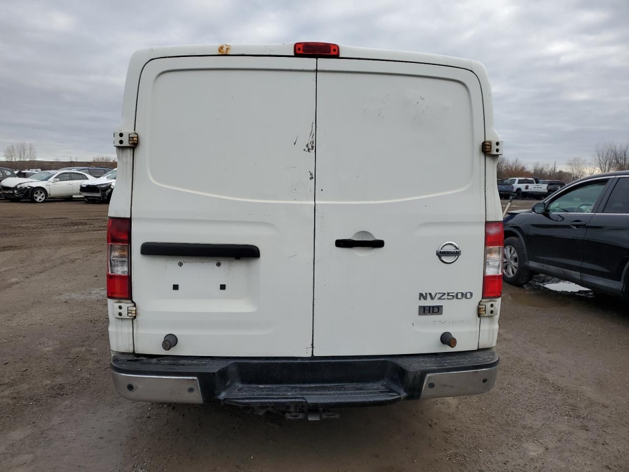 NISSAN NV2500 2500 S