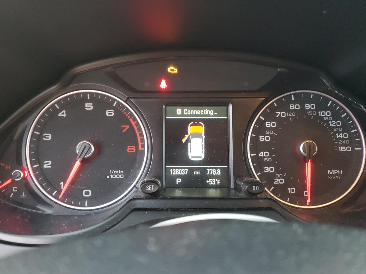 AUDI Q5 PREMIUM PLUS