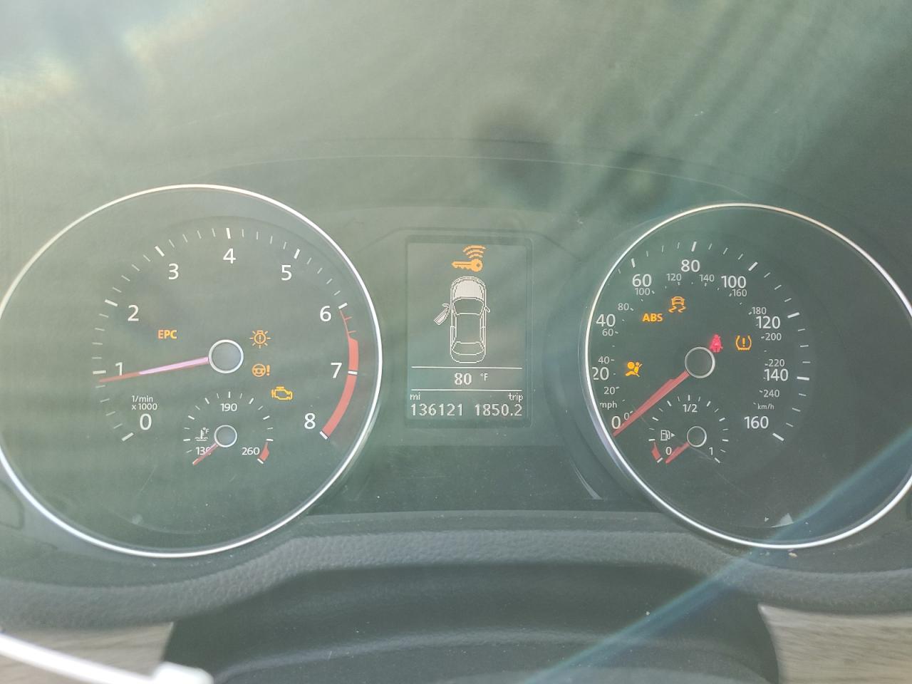 VOLKSWAGEN PASSAT SE