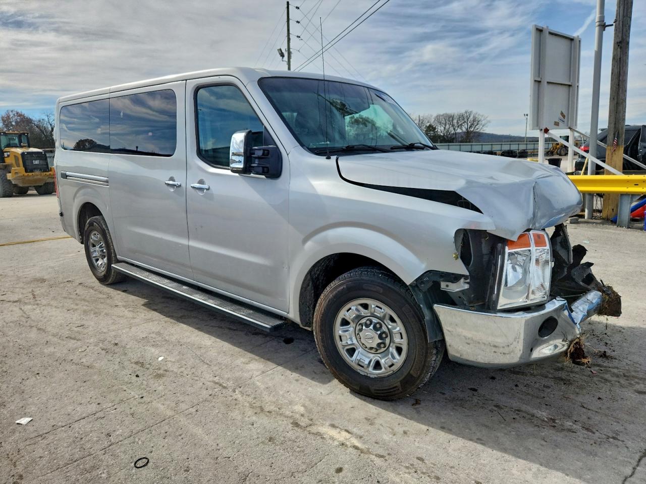 NISSAN NV3500 3500 S
