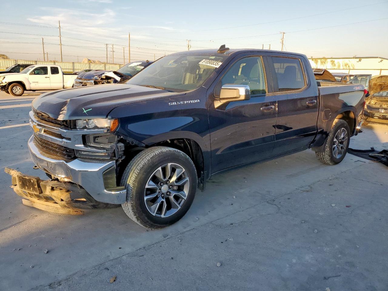 CHEVROLET SILVERADO K1500 LT