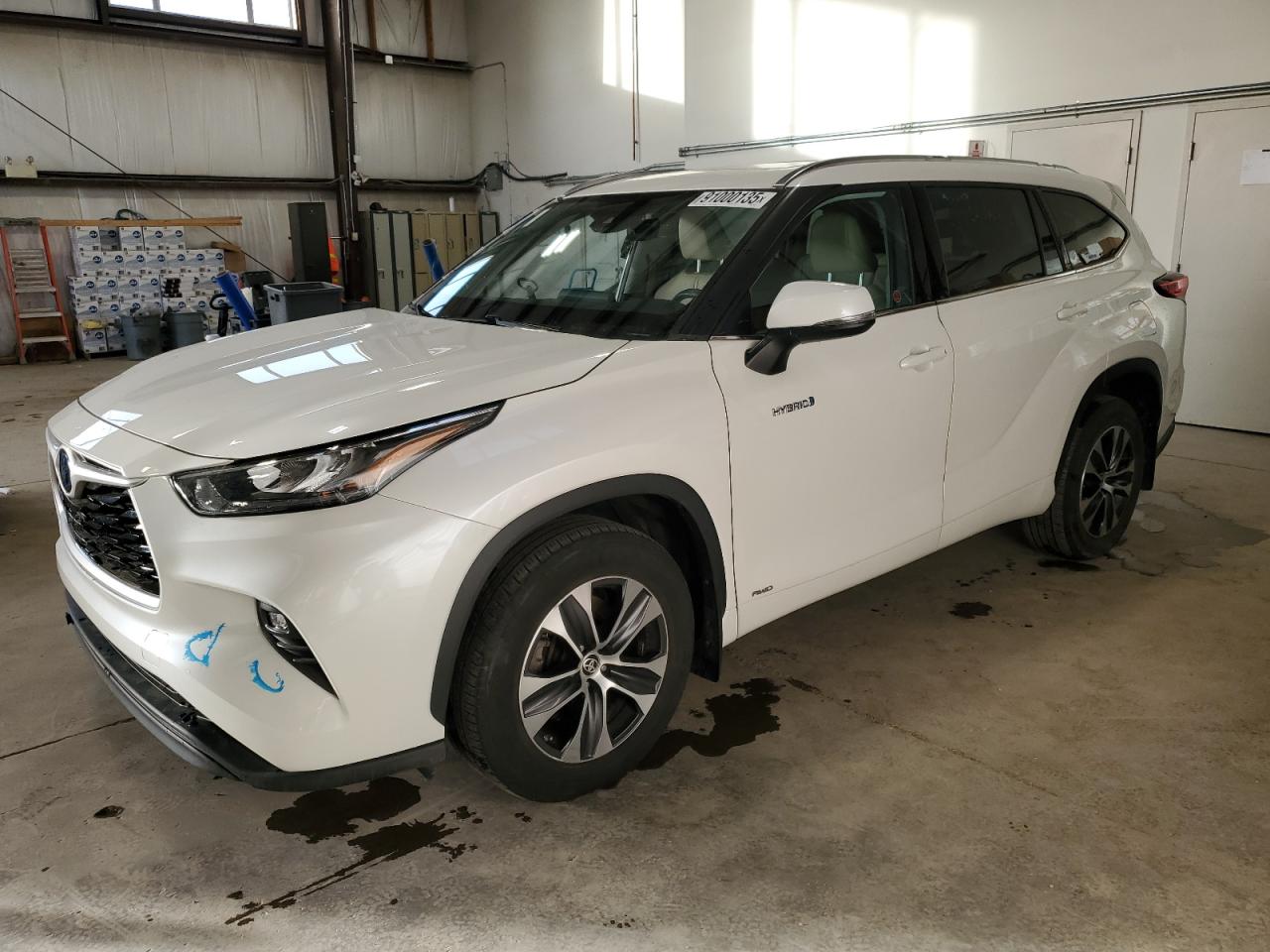 TOYOTA HIGHLANDER HYBRID XLE