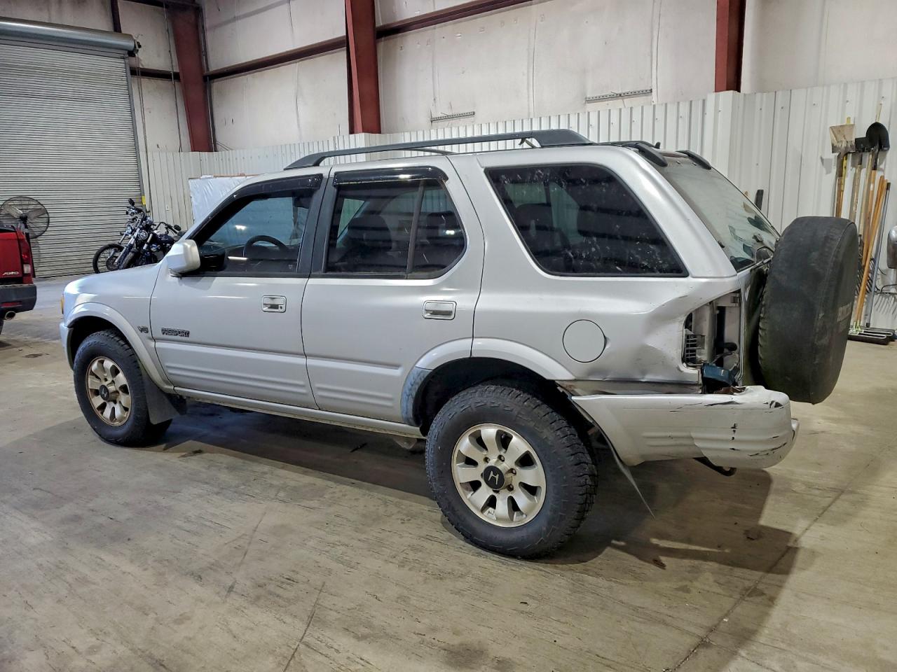 Lot #3305451060 1999 HONDA PASSPORT E