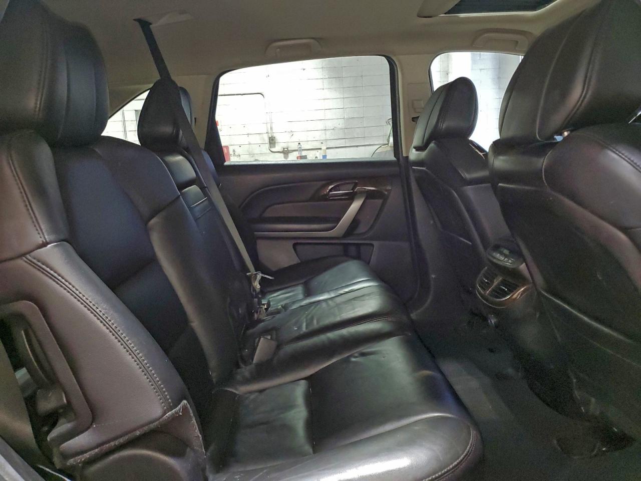 ACURA MDX TECHNOLOGY