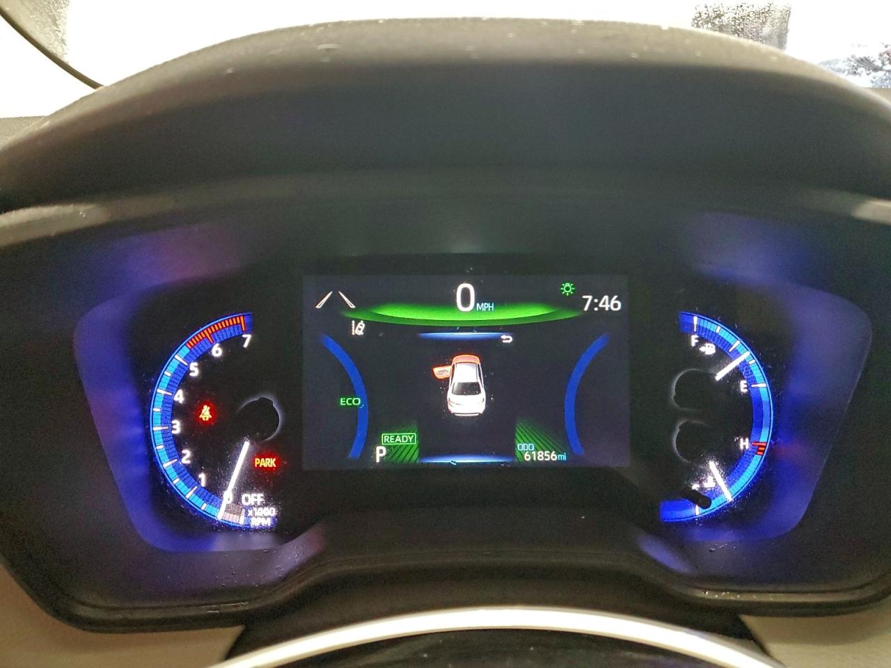 Lot #3309502560 2020 TOYOTA COROLLA LE