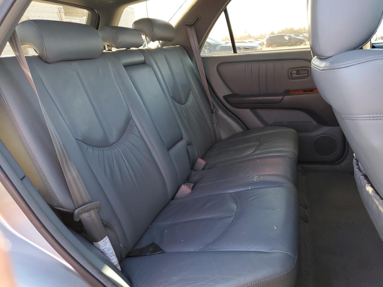 Lot #3301847420 2000 LEXUS RX 300