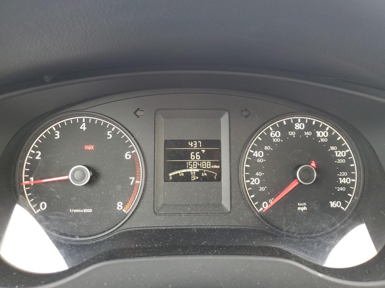 VOLKSWAGEN JETTA BASE