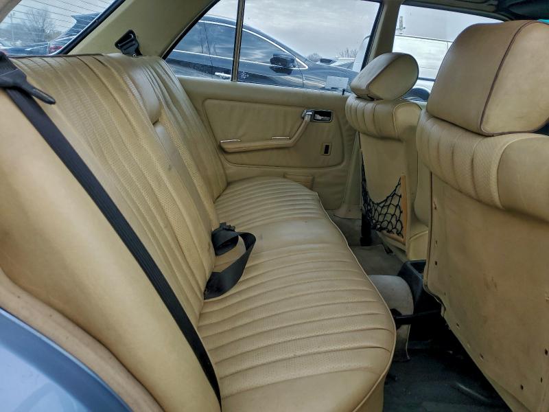 1985 MERCEDES-BENZ 300 DT #3302911071