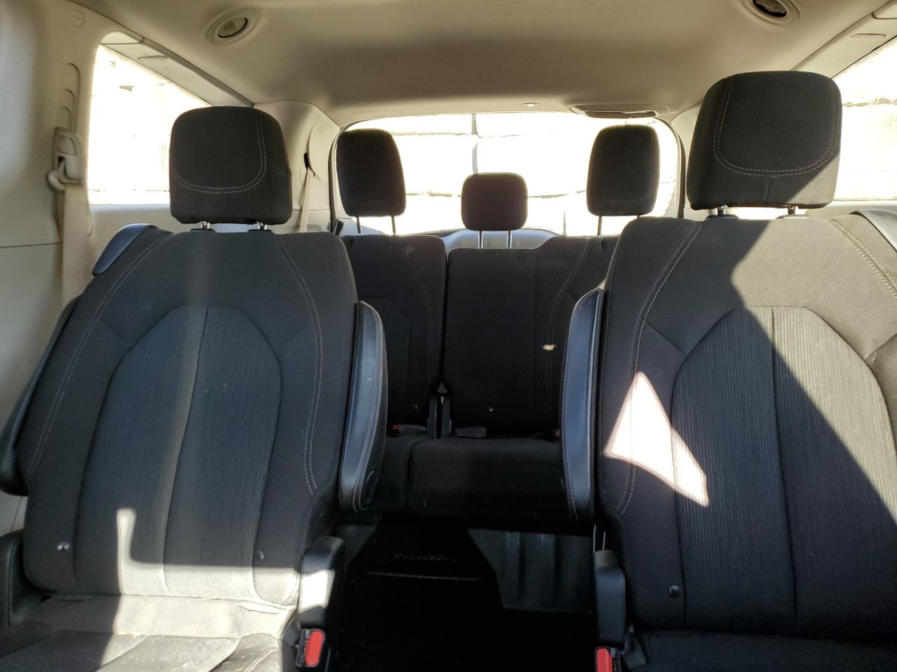 CHRYSLER PACIFICA TOURING