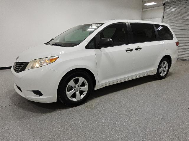 Global Auto Auctions: 2016 TOYOTA SIENNA