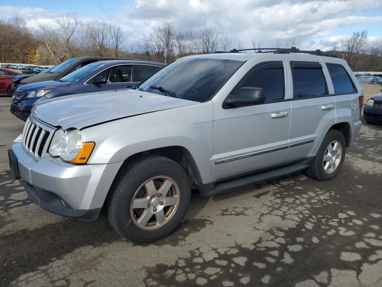 JEEP GRAND CHEROKEE LAREDO