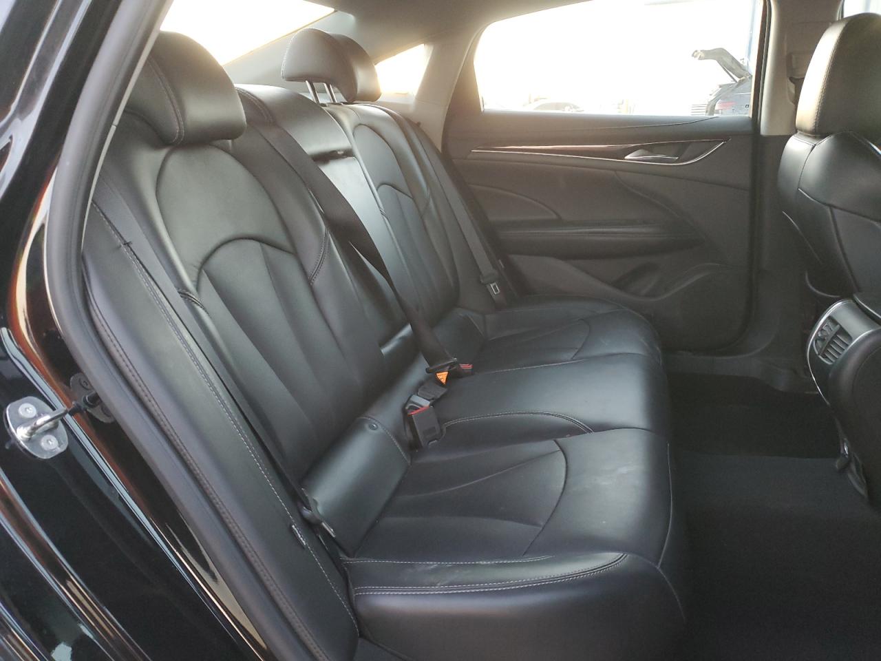 BUICK LACROSSE PREMIUM