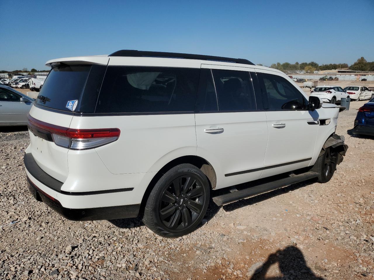 LINCOLN NAVIGATOR RESERVE