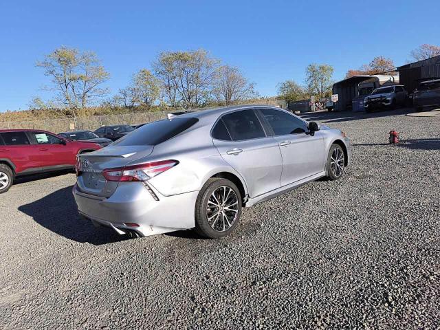 2020 TOYOTA CAMRY SE #3281451994